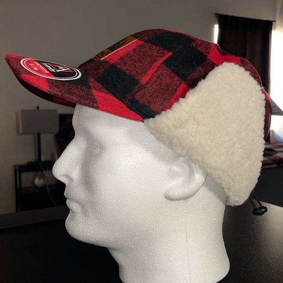 NWT AVALANCHE CAP PLAID Sherpa Lined Trapper  Hat Double STRECH SIZE S/M - Picture 2 of 14